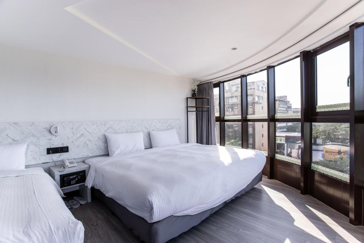 Hub Hotel - Songshan Airport Branch Taipei Exterior photo